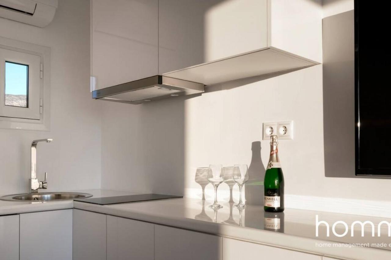 Brand New Homm Penthouse In Ano Glyfada, Dilou Apartment เอเธนส์ ภายนอก รูปภาพ