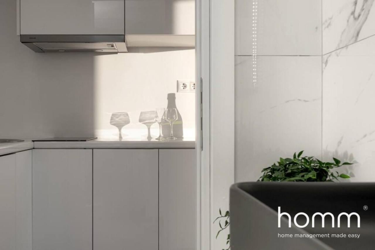 Brand New Homm Penthouse In Ano Glyfada, Dilou Apartment เอเธนส์ ภายนอก รูปภาพ