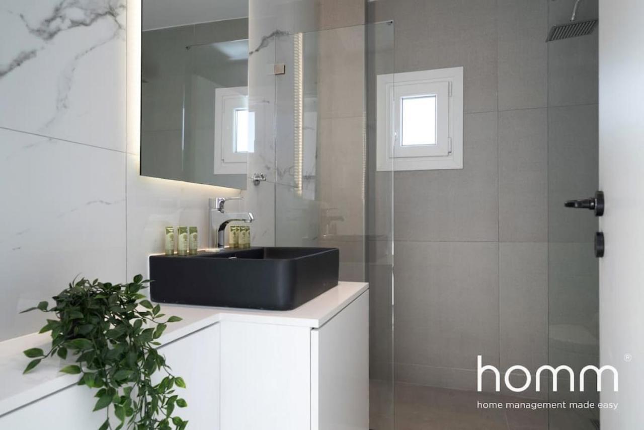 Brand New Homm Penthouse In Ano Glyfada, Dilou Apartment เอเธนส์ ภายนอก รูปภาพ